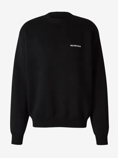 Balenciaga Embroidered Logo Sweatshirt In Black