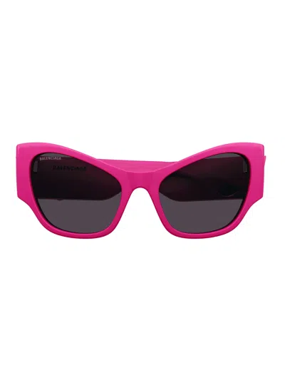 Balenciaga Enamelled-logo Cat-eye Frame Sunglasses In Purple