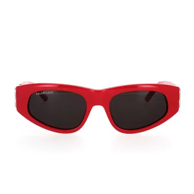 Balenciaga Eyewear Rectangular Frame Sunglasses In Red