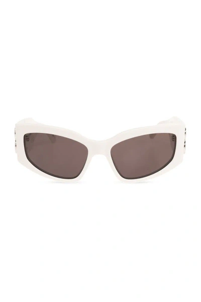 Balenciaga Eyewear Bossy Cat In White