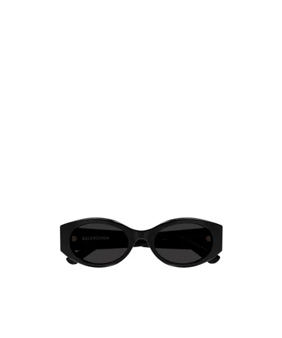 Balenciaga Eyewear Oval Frame Sunglasses In Black