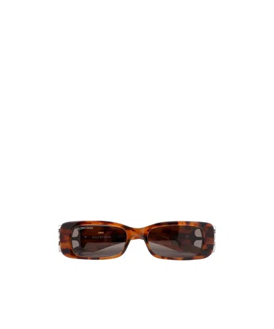Balenciaga Eyewear Rectangle Framed Sunglasses In Black