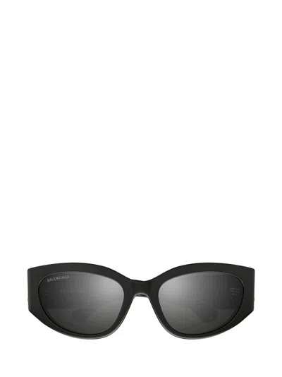Balenciaga Cat-eye Sunglasses In Grey