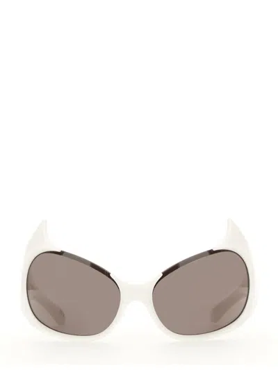 Balenciaga Gotham Cat-eye Frame Sunglasses In White
