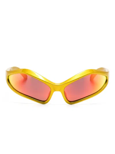 Balenciaga Fennec Geometric-frame Sunglasses In 黄色