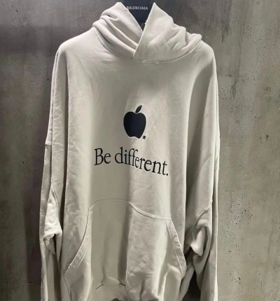 Pre-owned Balenciaga Findsize 4 Be Different Hoodie In White