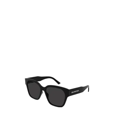 Balenciaga Flat Square-frame Sunglasses In Black