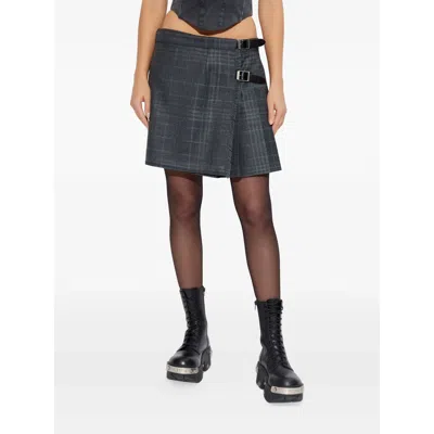 Balenciaga Chic Pleated Mini Skirt In Black