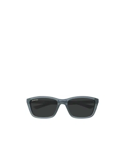 Balenciaga Geometric Frame Sunglasses In Black