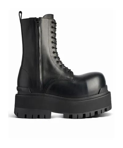 BALENCIAGA BALENCIAGA GIANT LACE-UP BOOTS