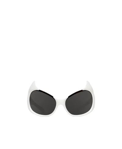 Balenciaga Gotham Cat-eye Frame Sunglasses In Black