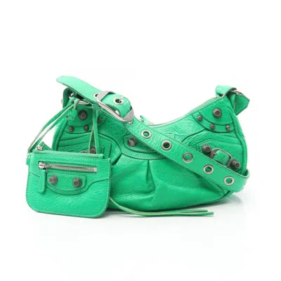 Pre-owned Balenciaga Green Leather Pouch Shoulder Bag ()