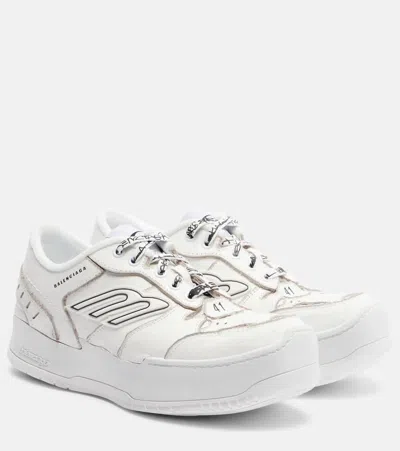 Balenciaga Women Hamptons Worn-out Leather Low-top Sneakers In Neutral