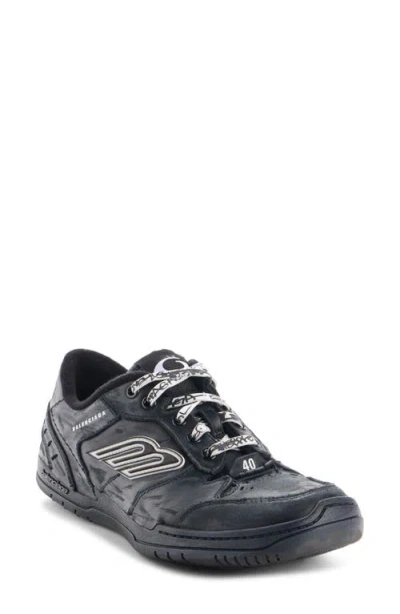 Balenciaga Hamptons Sneaker In Black