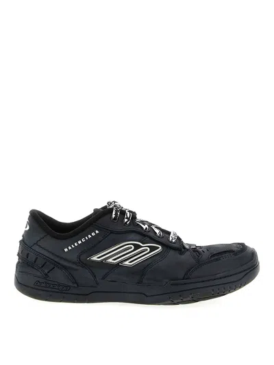 BALENCIAGA HAMPTONS WORN-OUT SNEAKERS