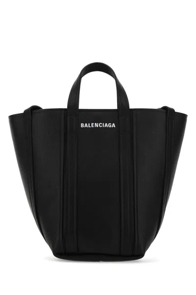Balenciaga Handbags. In Black/l White