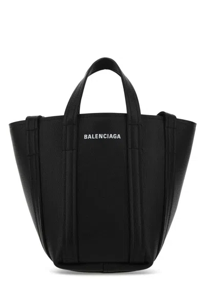 Balenciaga Handbags. In Black