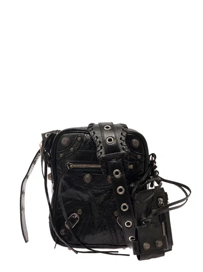 BALENCIAGA BALENCIAGA MEN 'LE CAGOLE M' BLACK SHOULDER BAG WITH AIRPODS PRO CASE IN LEATHER MAN
