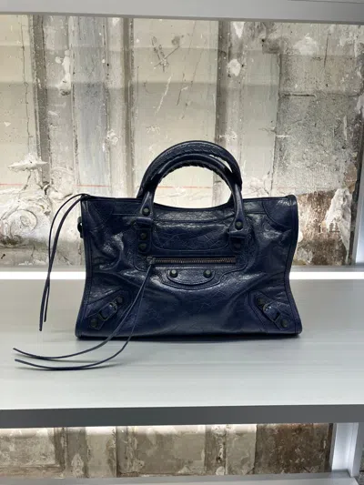 Balenciaga Le City Shoulder Bag In Black