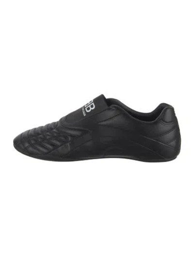 Pre-owned Balenciaga Leather Drivers In Black