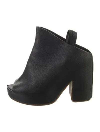 Pre-owned Balenciaga Leather Mules In Black