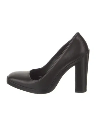 Pre-owned Balenciaga Leather Pumps In Brown