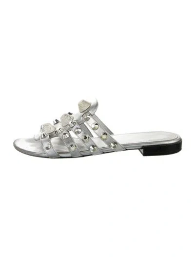 Pre-owned Balenciaga Leather Studded Accents Mules In White