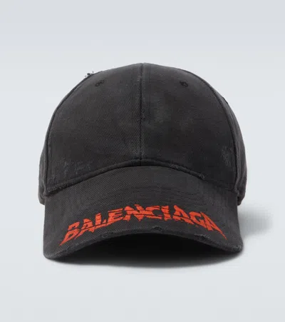 Balenciaga Logo-print Distressed Baseball Cap In Black