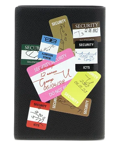 Balenciaga Logo-detail Passport Holder In Black