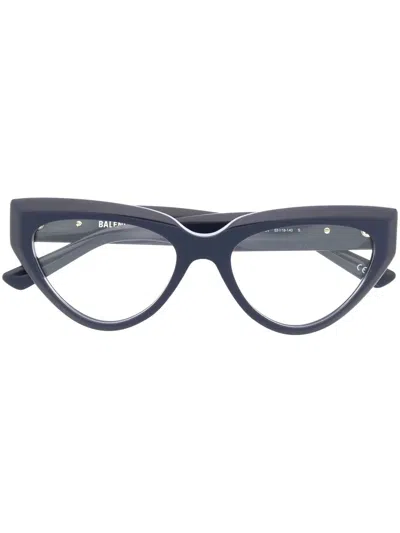 Balenciaga Cat-eye-brille Mit Logo-gravur In Blue
