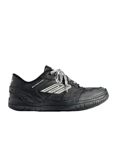 BALENCIAGA BALENCIAGA HAMPTONS LOW TOP SNEAKERS