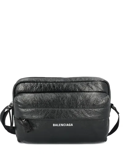 Balenciaga Logo-print Shoulder Bag In Black