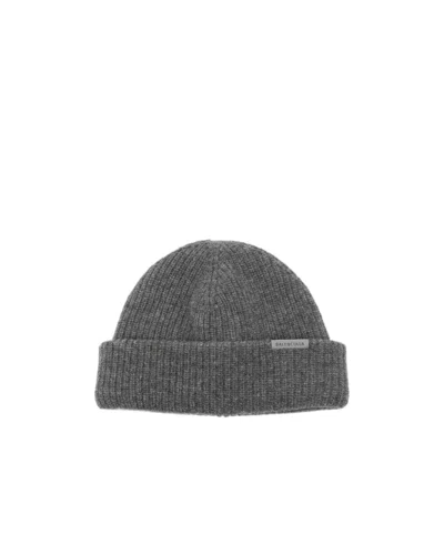 Balenciaga Logo Tag Knitted Beanie In Gray