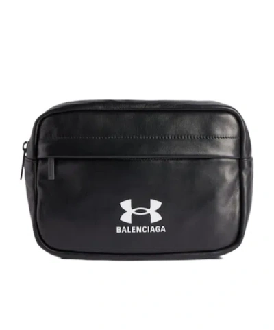 Balenciaga Logo Wash Bag In Black