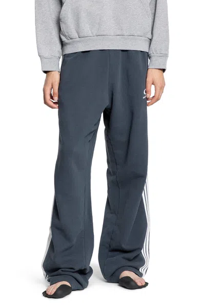 Balenciaga Loop Sports Icon Baggy Sweatpants In Blue