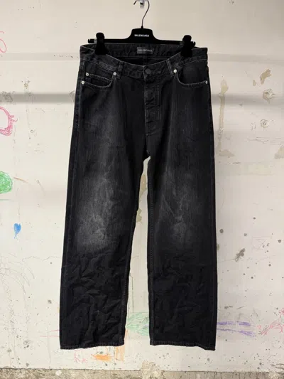 Balenciaga Loose-fit Jeans In Black
