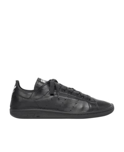 Balenciaga Low-top Leather Sneakers In Black