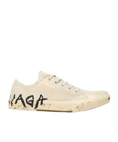Balenciaga Low-top Sneakers In Neutral