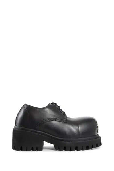 Balenciaga Man Black Lace-ups