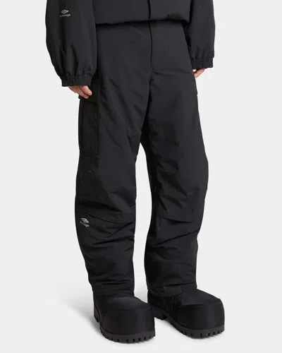 Balenciaga Men's 3b Sports Icon Ski Cargo Pants In Black