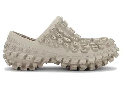 Pre-owned Balenciaga Men's  Defender Clog Sneakers In Beige