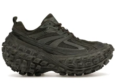 Pre-owned Balenciaga Men's  Defender Sneakers In Green