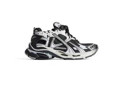Pre-owned Balenciaga Men's  Runner Sneakers In Black/white