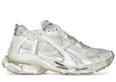 Pre-owned Balenciaga Men's  Runner Triple Sneakers In White