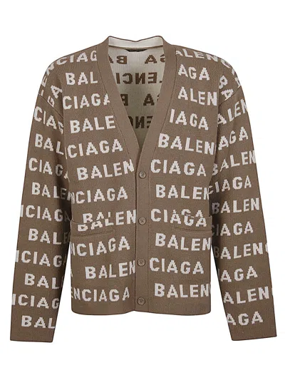 BALENCIAGA MEN'S BEIGE WOOL CARDIGAN WITH ALLOVER LOGO AND V-NECK