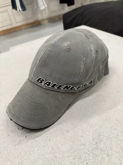 Balenciaga Logo Baseball Cap In Gray