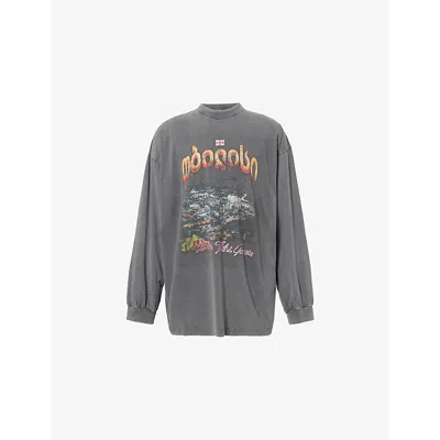 Balenciaga Mens Super Faded Wash Blk Graphic-print Oversized Cotton T-shirt In Gray