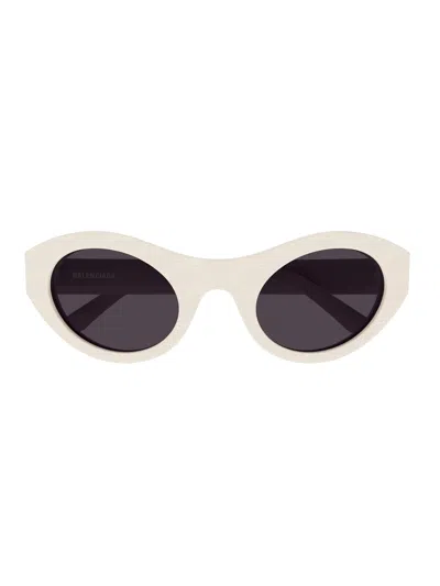 Balenciaga Mini Fashion Statement Sunglasses With International Fit In Orange