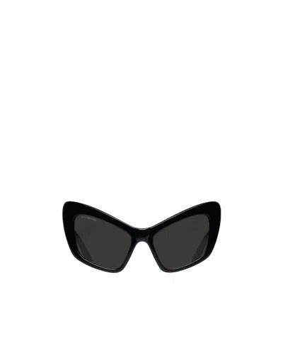Balenciaga Monaco Cat-eye Frame Sunglasses In Black