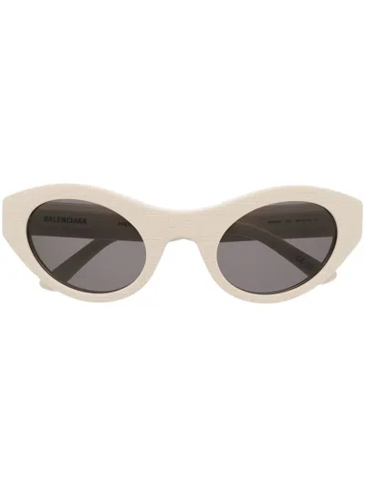 Balenciaga Monogram Cat-eye Frame Sunglasses In Nude